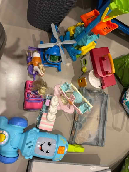Photo of free Toys (Cambrian Gate TW10) #1