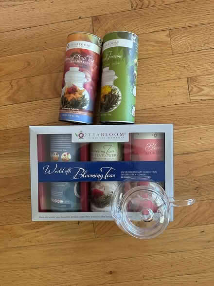 Photo of free Flower teas with glass pot (Hollenbeck and Remington) #1