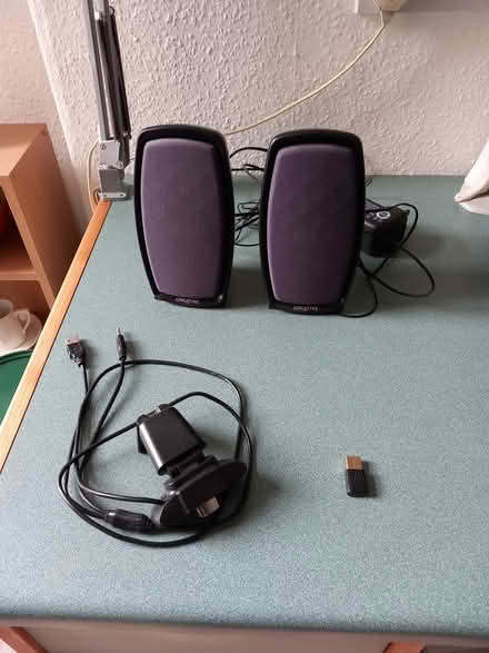 Photo of free webcam, speakers and wi-fi dongle (Moorlands LA1) #1