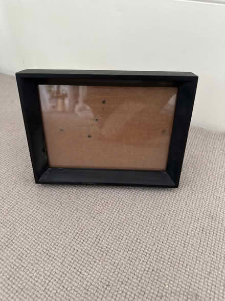 Photo of free 6x4 black photo frame (Blackheath SE13) #3