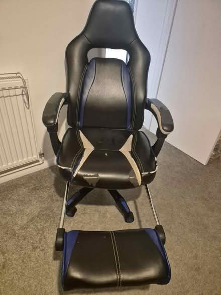 Photo of free Gamer chair (Hoddesdon EN11) #2