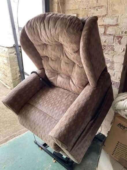 Photo of free Working riser recliner chair (Beauchief S8) #1
