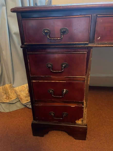 Photo of free Desk (AB24) #2