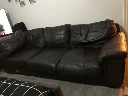 Photo of free leather sofa (De21) #2