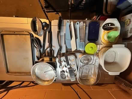 Photo of free Kitchen stuff, miscellaneous (Finch and Senlac) #1
