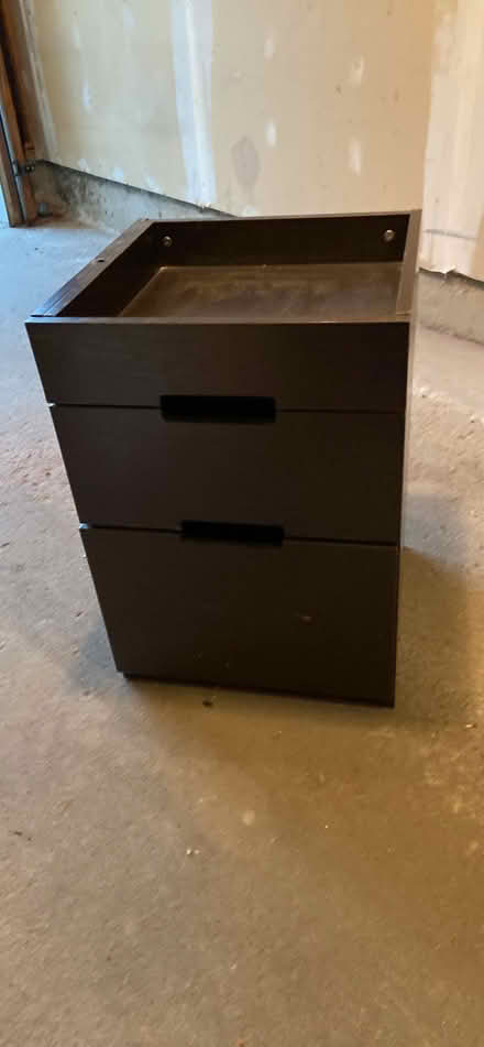 Photo of free 2 drawer unit (Chapel Hill) #1