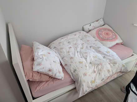 Photo of free single bed 2 drawers NO MATTRESS (E4) #1