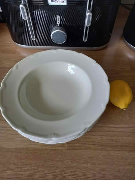 Photo of free Desert dishes (Roundhill area brighton) #1