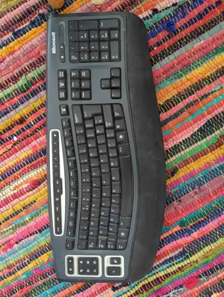 Photo of free Wireless keyboard (High Barnet EN5) #1