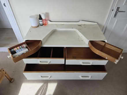 Photo of free Dressing table (North Sheen TW9) #2