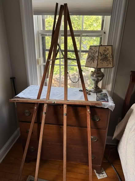 Photo of free Wooden easel (Capitol Hill 20003) #1