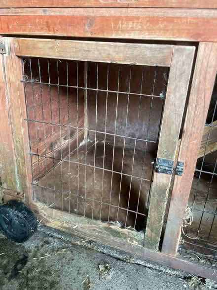 Photo of free Tired but useable rabbit hutch (WN7) #4