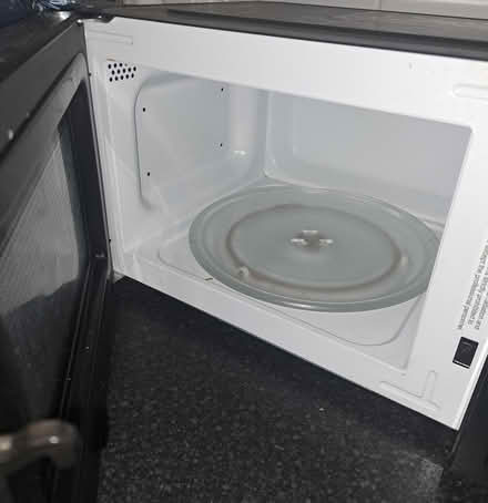 Photo of free Microwave (Southwark) #2