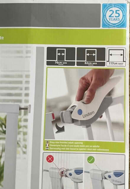 Photo of free Baby gate - Lindam easy fit plus deluxe (New Milton BH25) #2