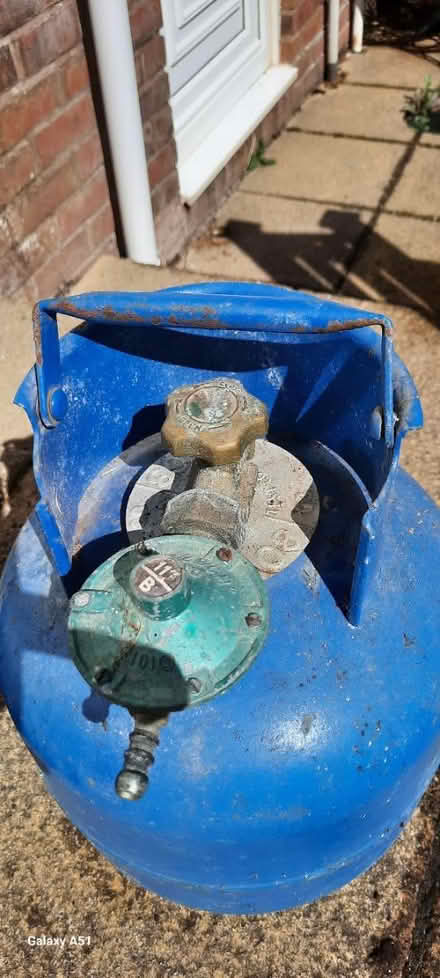 Photo of free Calor gas cylinder (Holcombe EX7) #2