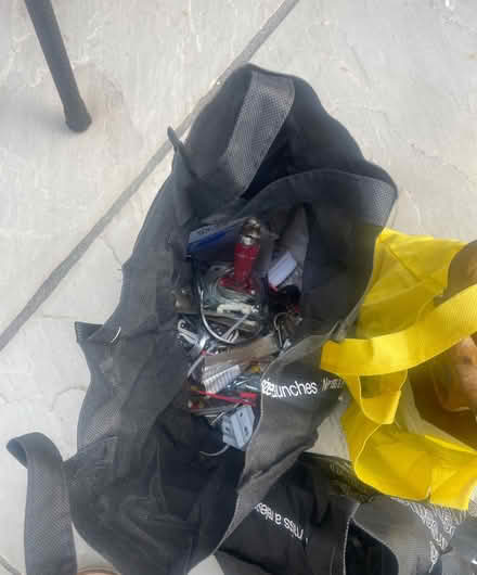 Photo of free DIY Bits & Bobs (Harold Hill RM3) #4