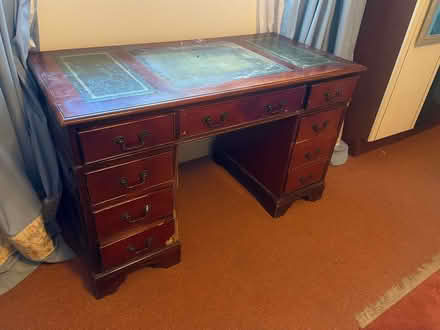 Photo of free Desk (AB24) #4