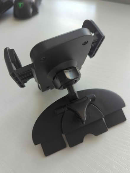 Photo of free Car phone holder (Eastcote Village HA5) #2