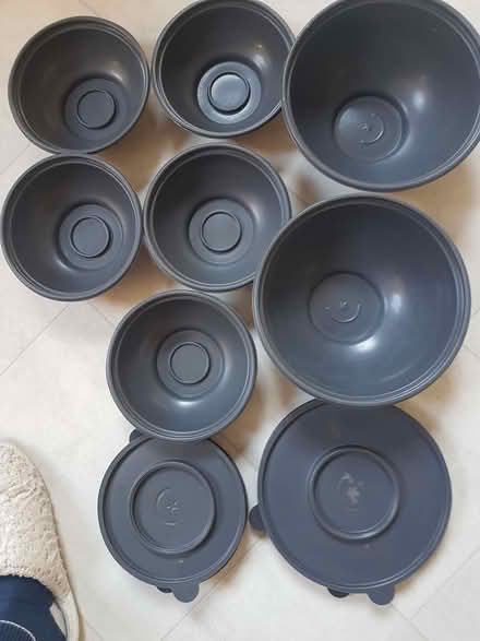 Photo of free Plastic bowls with lids (Broughton Gifford, SN12) #2