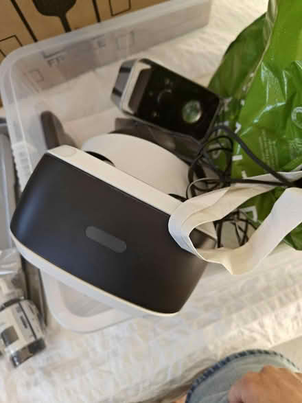 Photo of free Playstation VR kit and speakers (Wimbledon SW19) #1