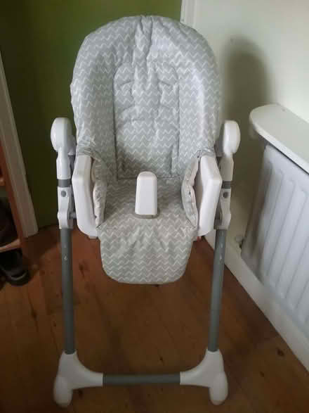 Photo of free Baby's folding high chair (Wrenbury CW5) #2