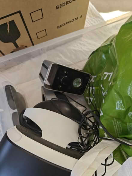 Photo of free Playstation VR kit and speakers (Wimbledon SW19) #3