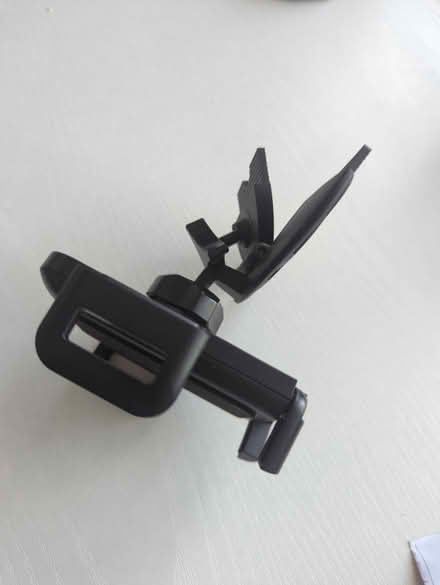 Photo of free Car phone holder (Eastcote Village HA5) #3