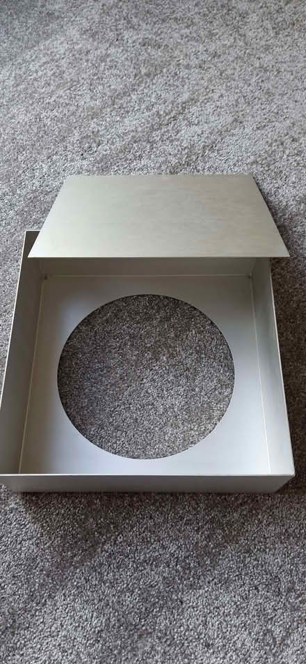 Photo of free Cake tin (Lower Broadheath WR2) #2