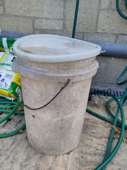 Photo of free plastic drum with lid (Leckhampton GL53) #1