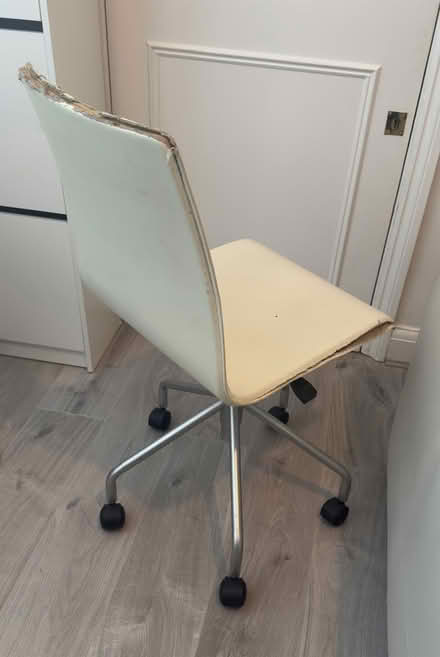 Photo of free White Leather Office Chair (Hammersmith) #2