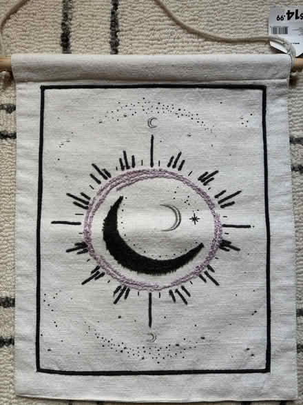 Photo of free NEW tapestry decoration (Rego Park) #1