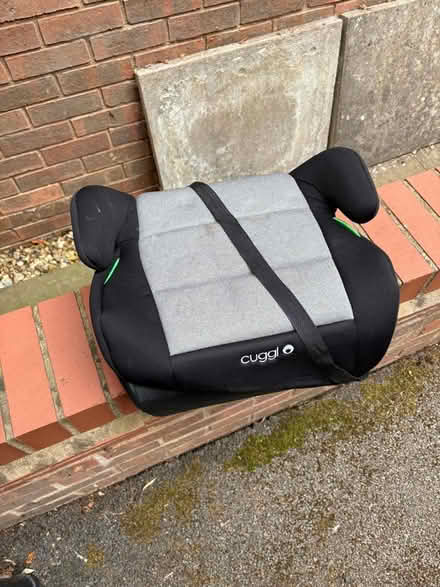 Photo of free Child's car seat (Warwick Gates (CV34)) #1
