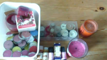 Photo of free Lots of tealights/candles/oils (SW15 Roehampton) #1