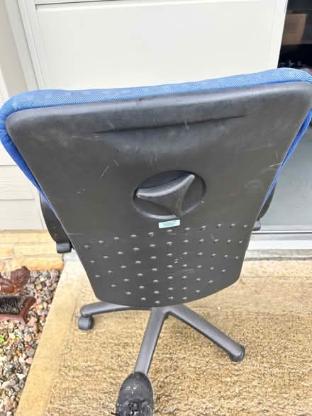 Photo of free Office chair (Kingsclere RG20) #4
