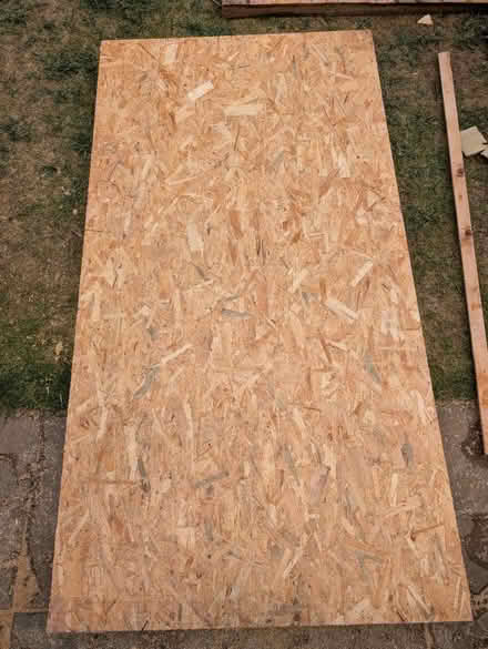 Photo of free OSB board on frame (Bishop's Cleeve) #1