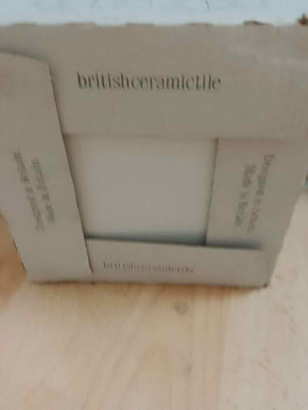 Photo of free White standard size ceramic tiles (SE14 6HS) #4