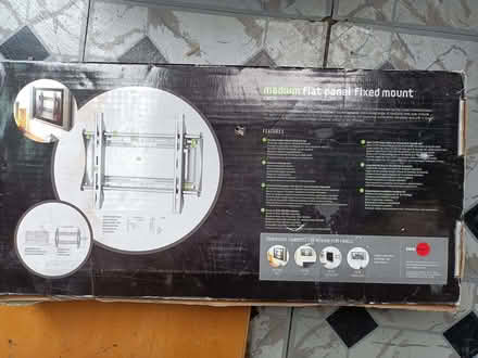 Photo of free TV Mounting bracket (Woodley RG5) #1