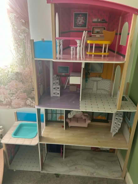 Photo of free Doll House (Sutton Courtenay OX14) #1