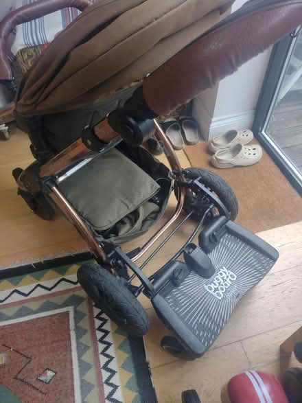 Photo of free Mamia buggy - birth to 22kg (Hanwell W7) #2