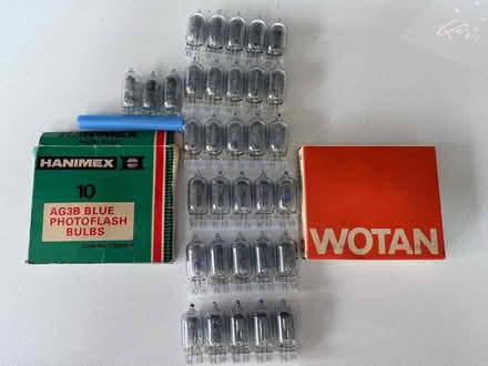 Photo of free Photo flash bulbs AG3B (Langley Vale KT18) #1