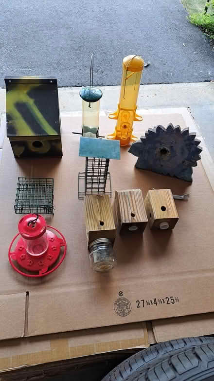 Photo of free Bird feeders (Off of Rt 206 and Triangle Rd) #1