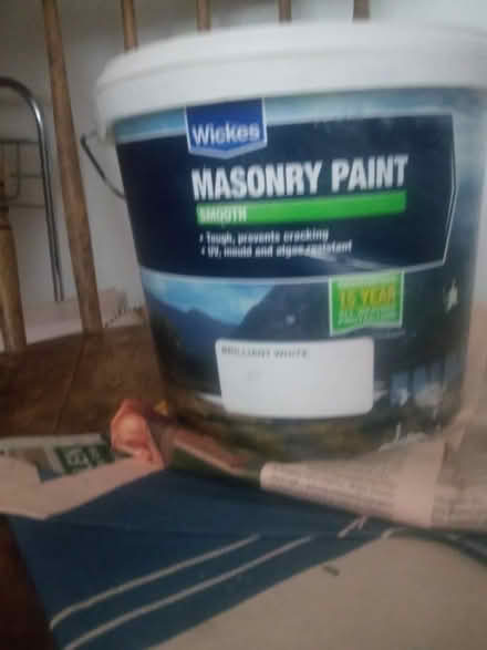 Photo of free Masonry paint (Lower Holloway N7) #1