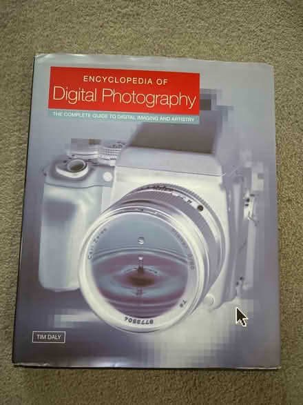 Photo of free Encyclopaedia Photography book (Sanderstead) #1