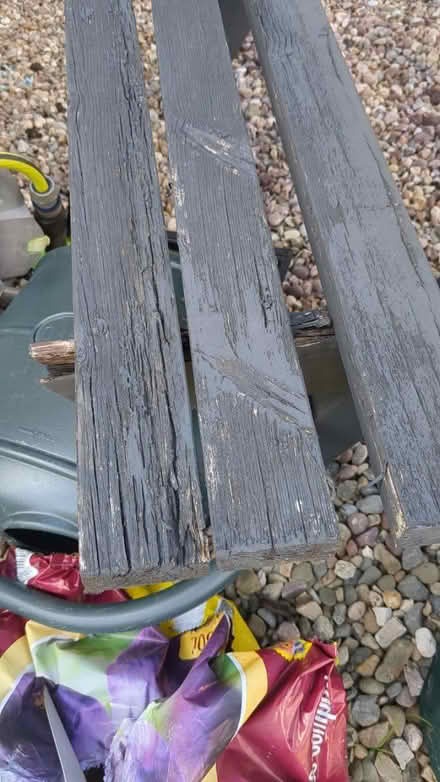 Photo of free Old picnic table (CH43) #2