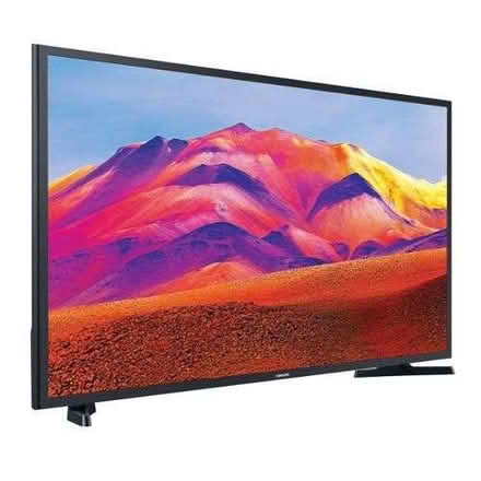 Photo of Smart tv (Manor Court E10) #1