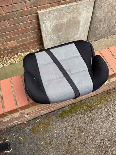 Photo of free Child's car seat (Warwick Gates (CV34)) #3