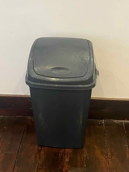 Photo of free Large bin (Watford WD24) #1