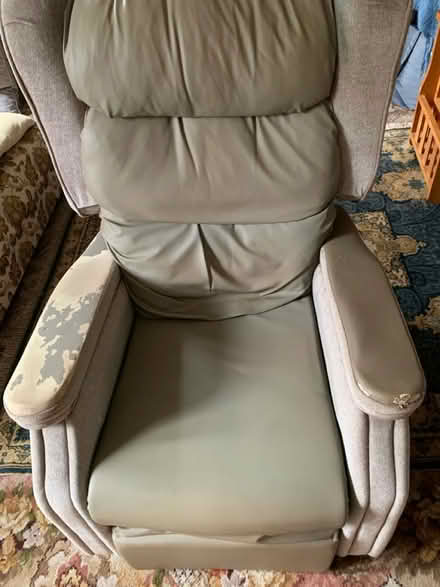 Photo of free Accora Riser Recliner (North Finchley N12) #3