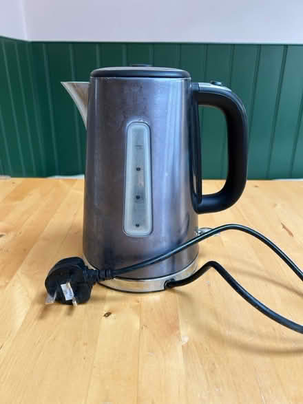 Photo of free Electric Kettle - Russell Hobbs (Wimbledon Park SW19) #2