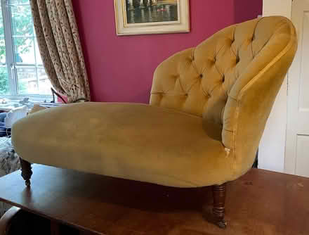 Photo of free Small chaise ready for some tlc (Ham TW10) #3